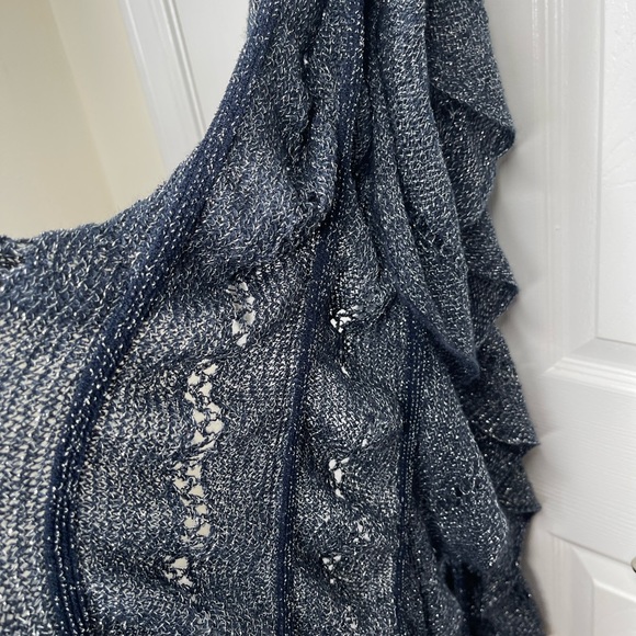 Women’s Scarf Bundle - Picture 6 of 11